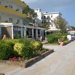 Silva Frontemare Hotel 2*