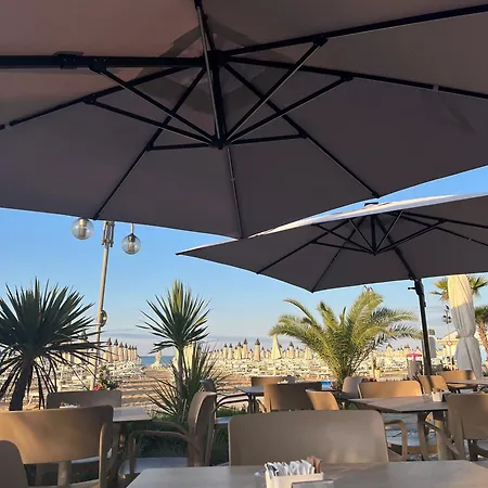 Silva Frontemare Hotel 2*