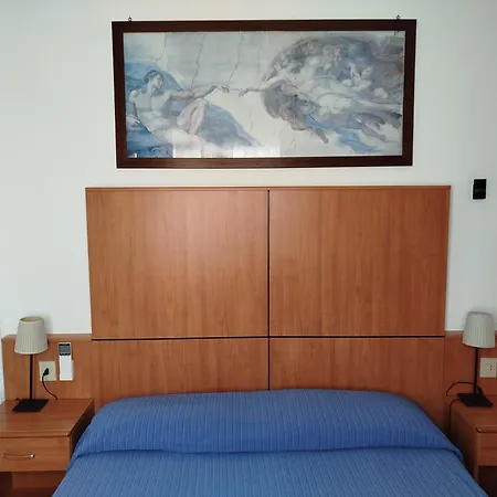 Hotel Silva Frontemare 2*