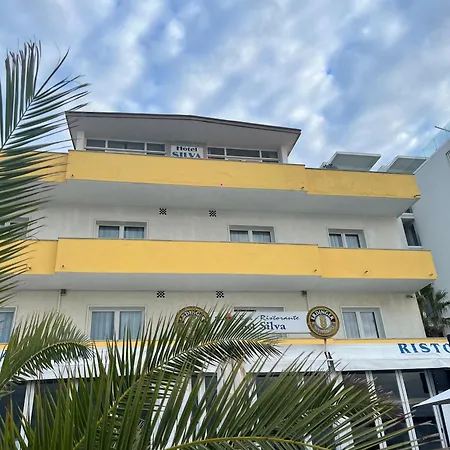 席尔瓦弗朗特梅尔酒店 2* 利多迪迪耶索洛