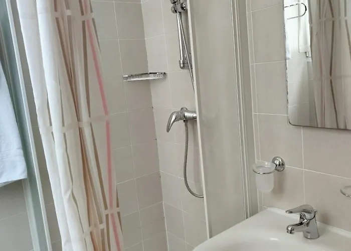 席尔瓦弗朗特梅尔酒店 2*